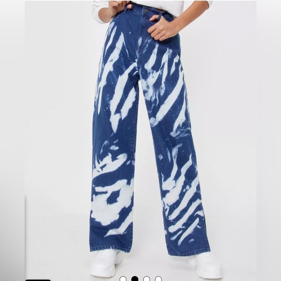 NastyGal Bleached High Waisted Straight Leg Jeans size 4 new with tag - Picture 2 of 13